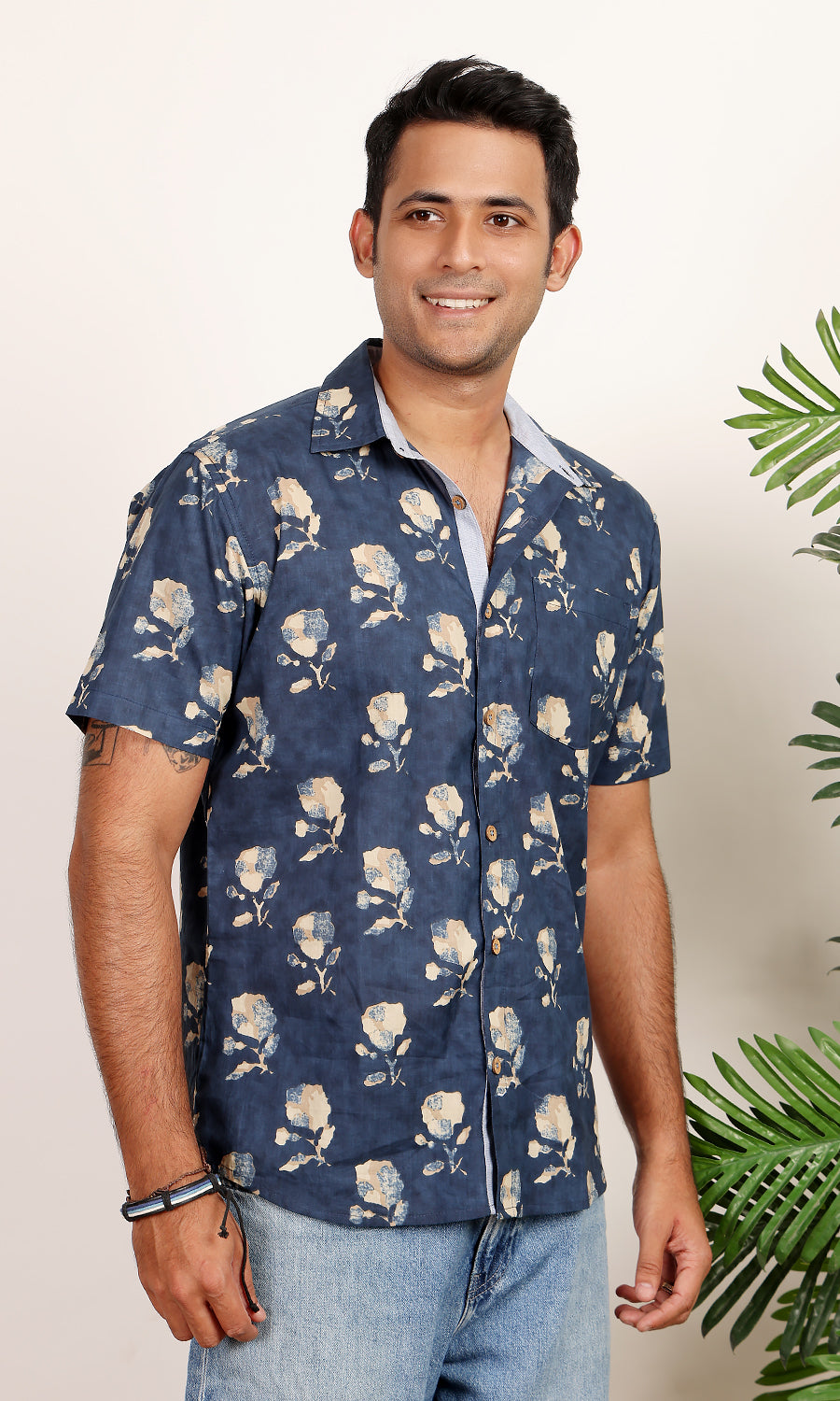 Mountain ivy printed shirt