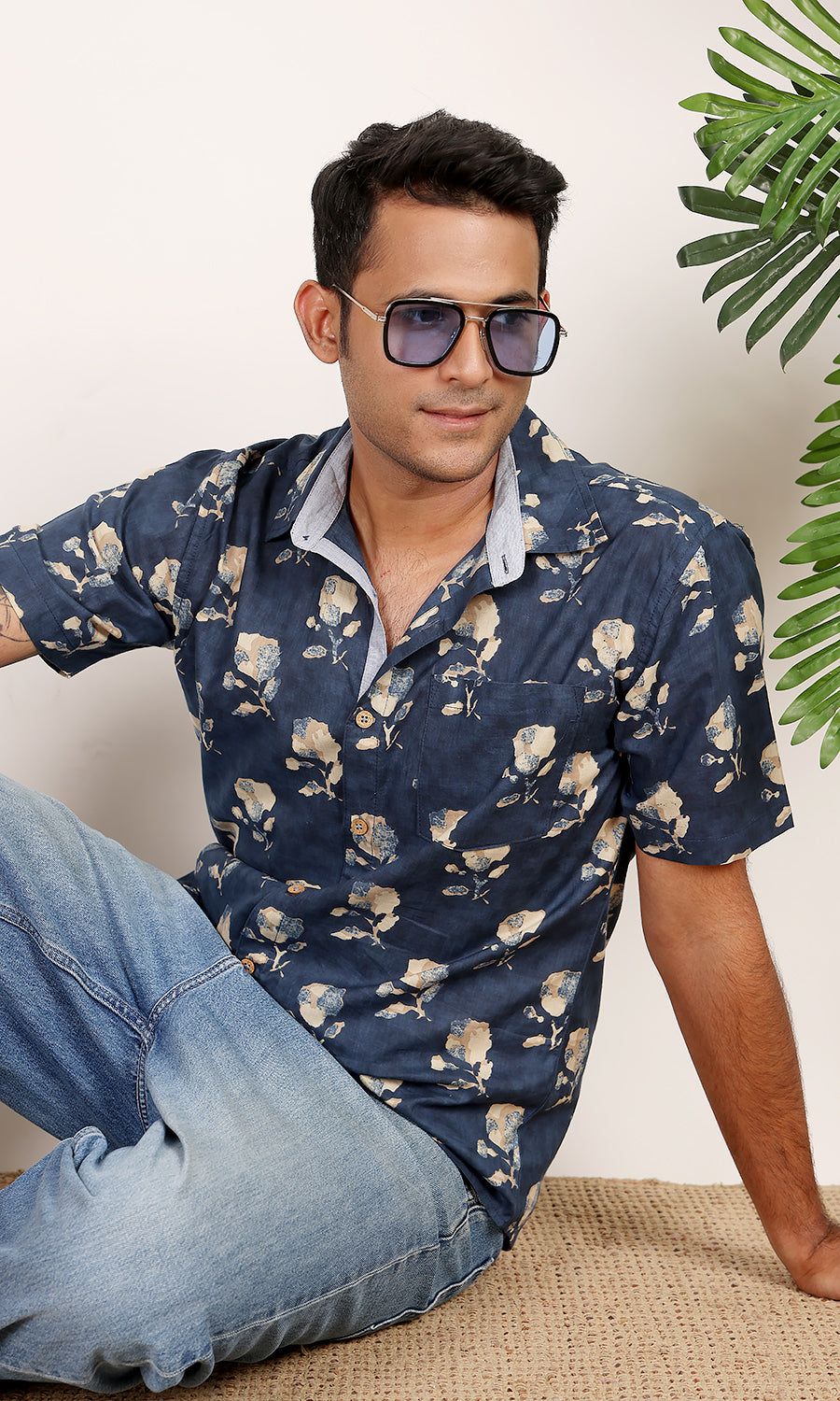 Mountain ivy printed shirt