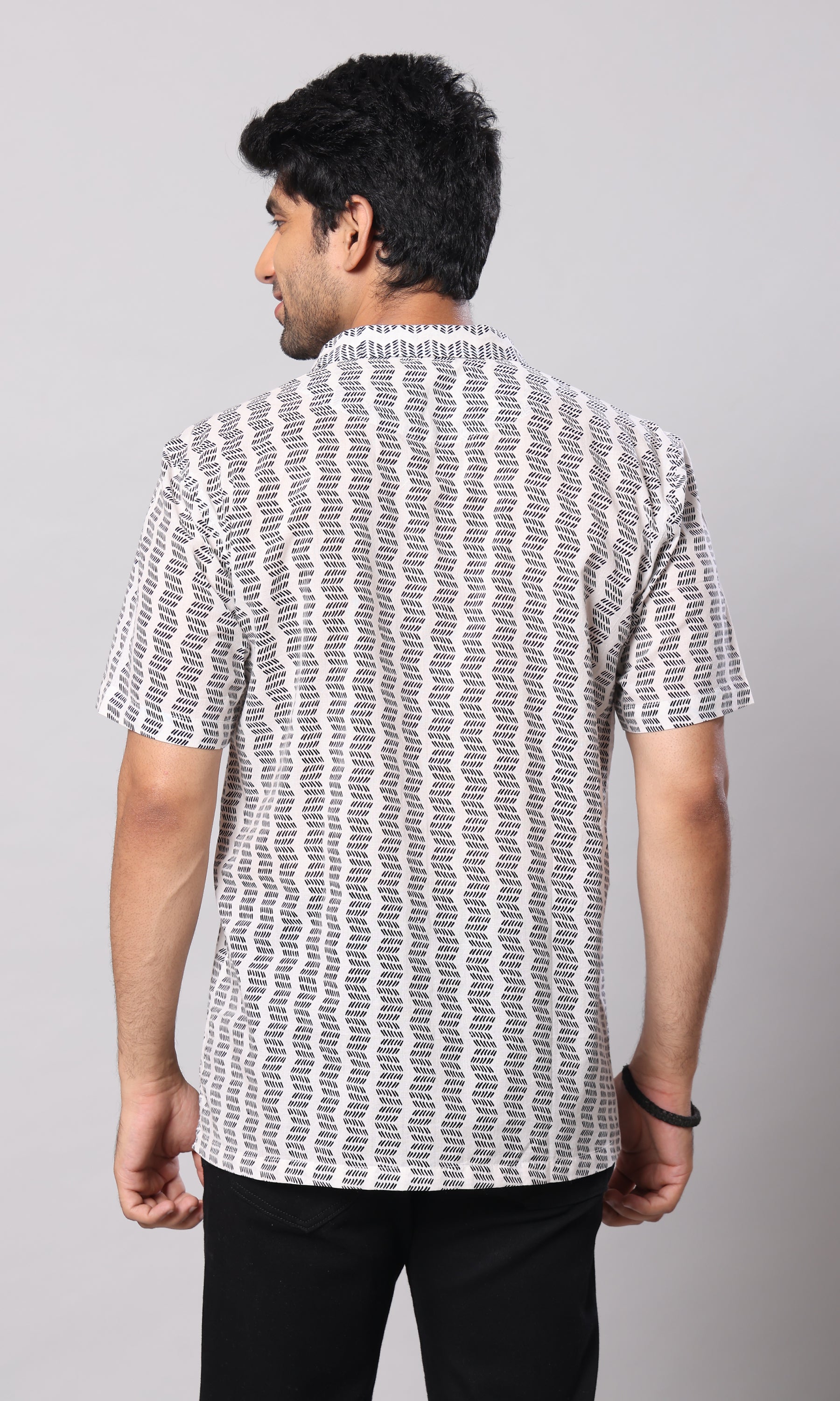 Zebrina - Black & White